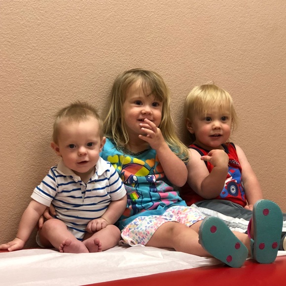 Meet your Posher, Janet - Picture 1 of 1